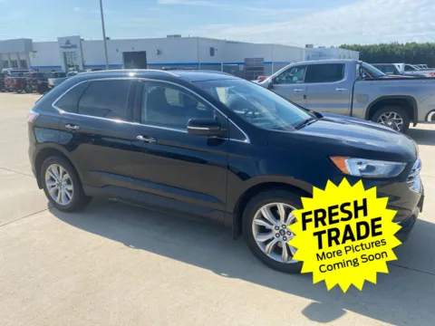 More photos of 2019 Ford Edge Titanium at Mike Molstead Chevrolet, GMC, IA