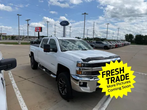 More photos of 2016 Chevrolet Silverado 2500HD LT at Mike Molstead Chevrolet, GMC, IA