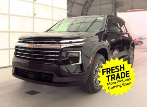 Black 2025 Chevrolet Traverse AWD LT for sale in Charles City, IA