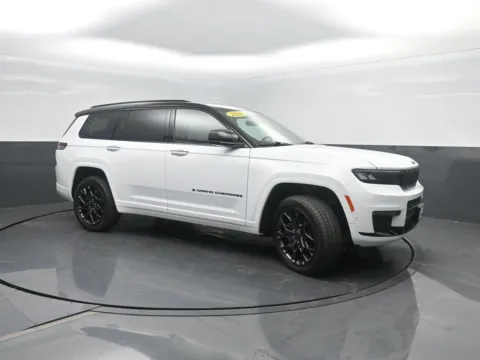 More photos of 2025 Jeep Grand Cherokee L Summit Reserve at Mike Molstead Chevrolet, GMC, IA