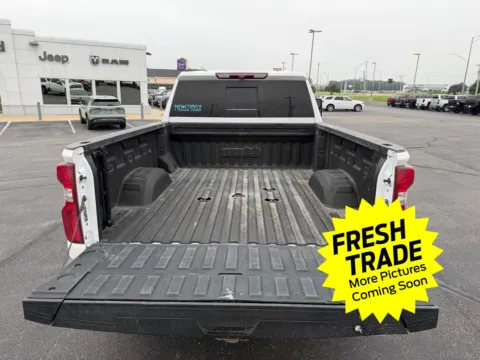 More photos of 2023 Chevrolet Silverado 3500HD High Country at Mike Molstead Chevrolet, GMC, IA