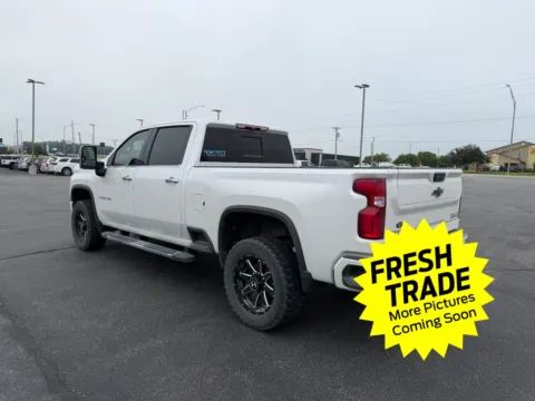 More photos of 2023 Chevrolet Silverado 3500 HD High Country at Mike Molstead Chevrolet, GMC, IA