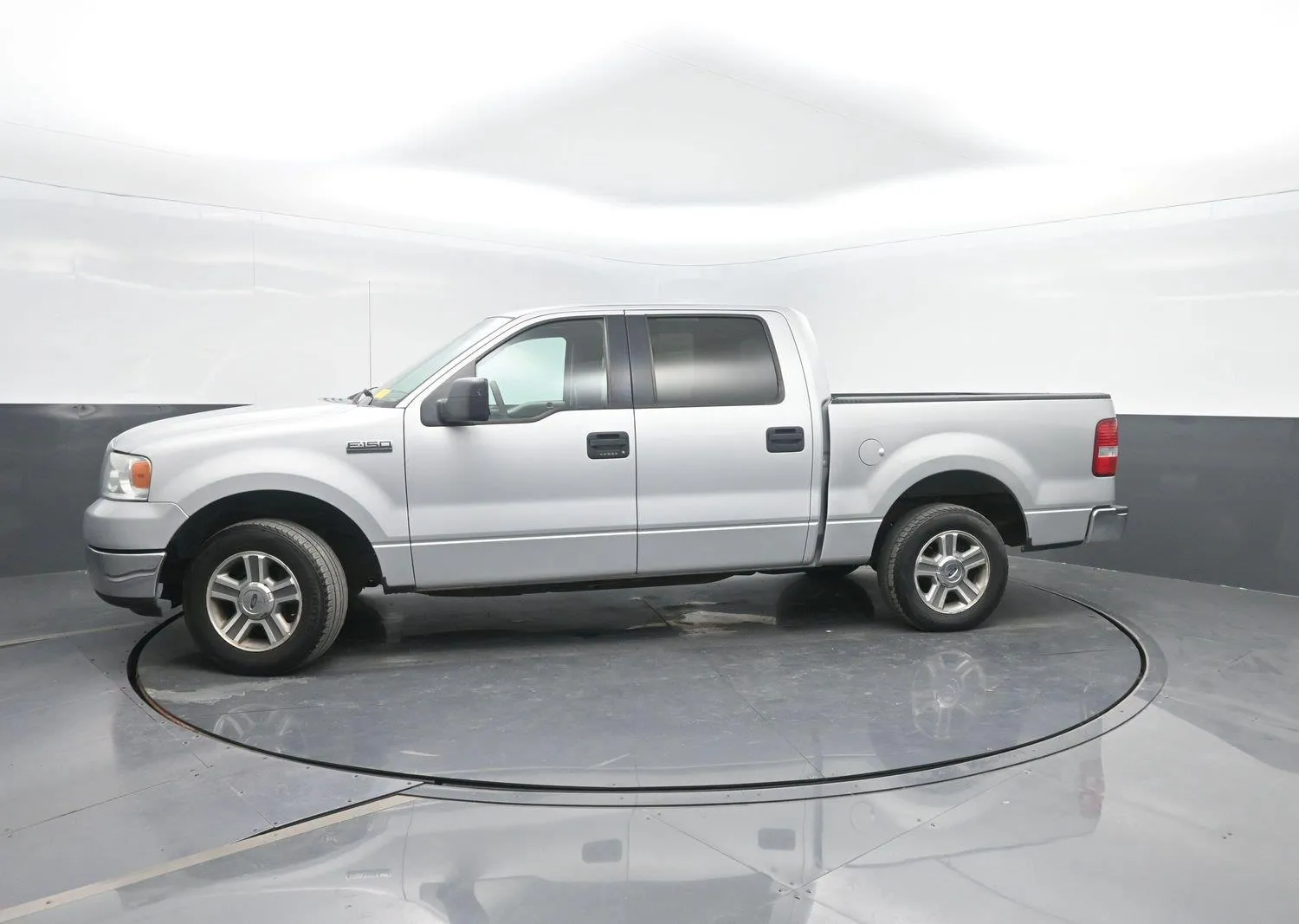 Silver 2005 Ford F-150 Lariat for sale in Charles City, IA