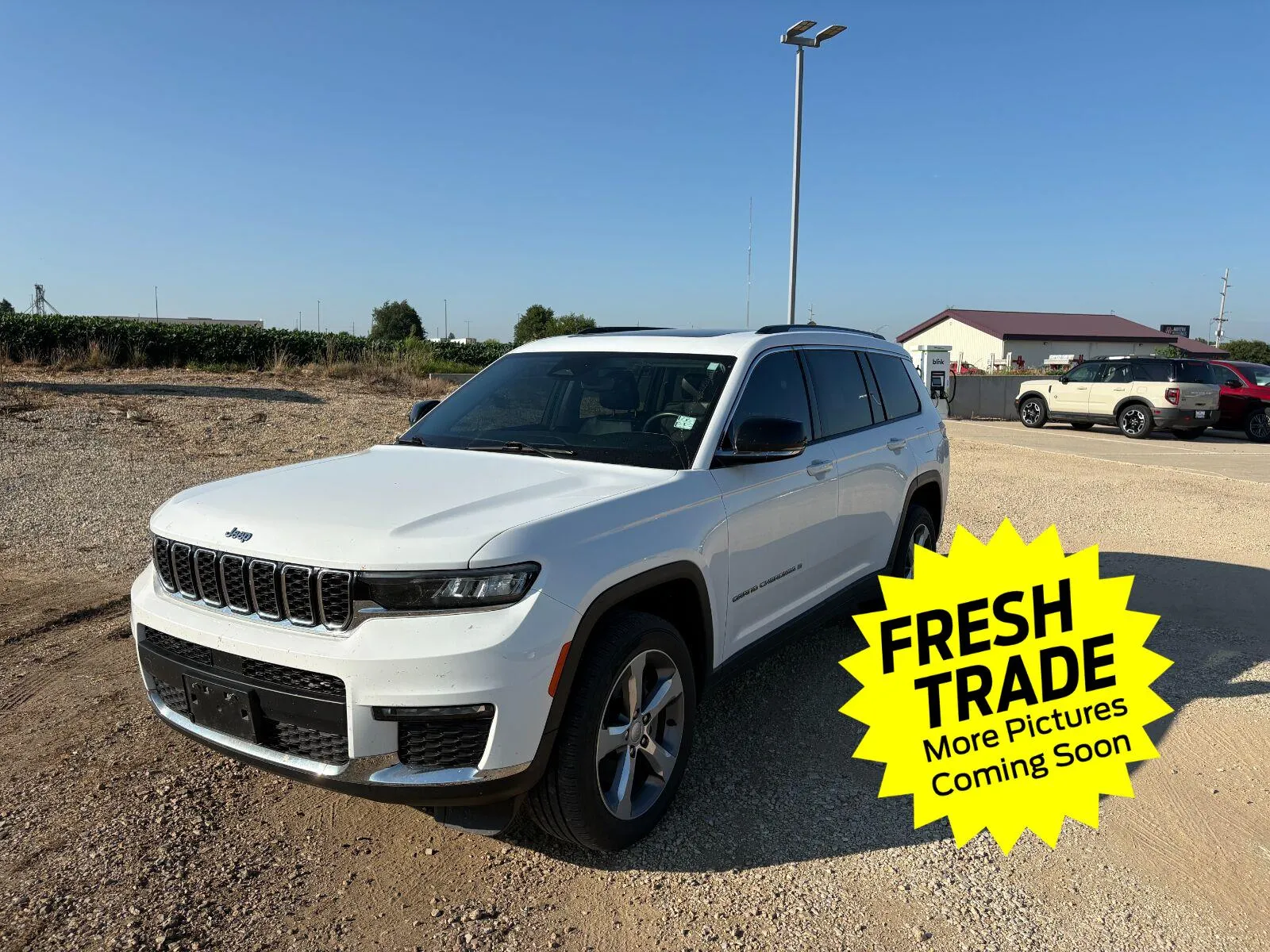 White 2021 Jeep Grand Cherokee L Limited for sale in Charles City, IA