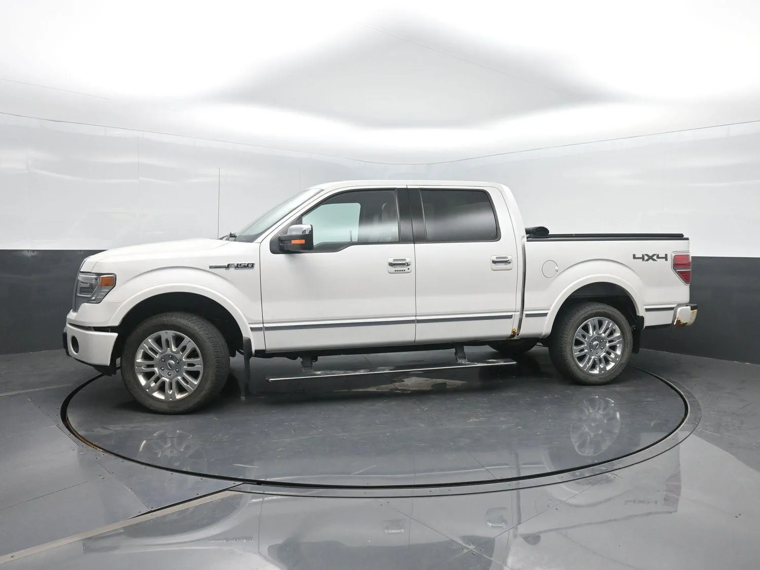 2013 Ford F-150 Platinum for sale in Charles City, IA