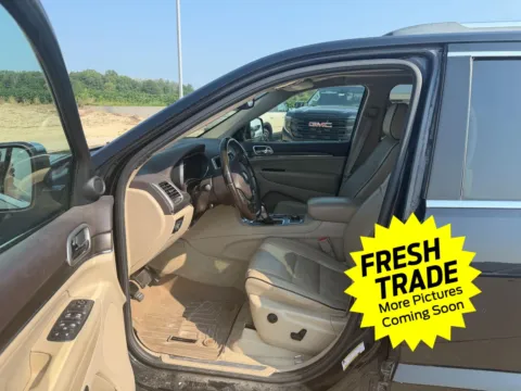 More photos of 2018 Jeep Grand Cherokee Overland at Mike Molstead Chevrolet, GMC, IA