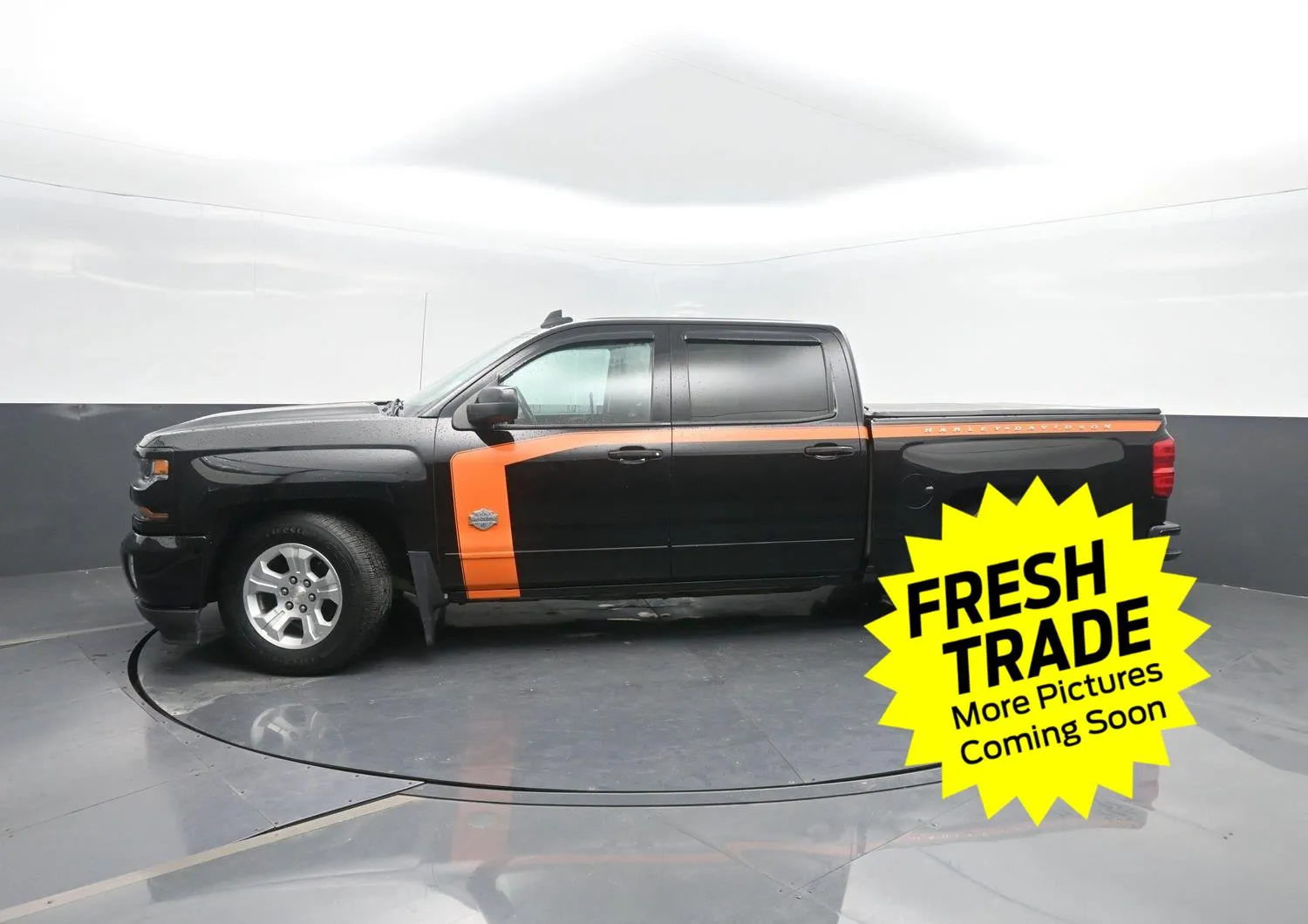 Black 2017 Chevrolet Silverado 1500 LT for sale in Charles City, IA