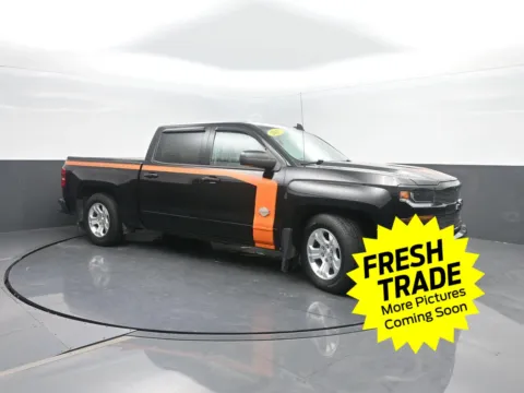 More photos of 2017 Chevrolet Silverado 1500 LT at Mike Molstead Chevrolet, GMC, IA