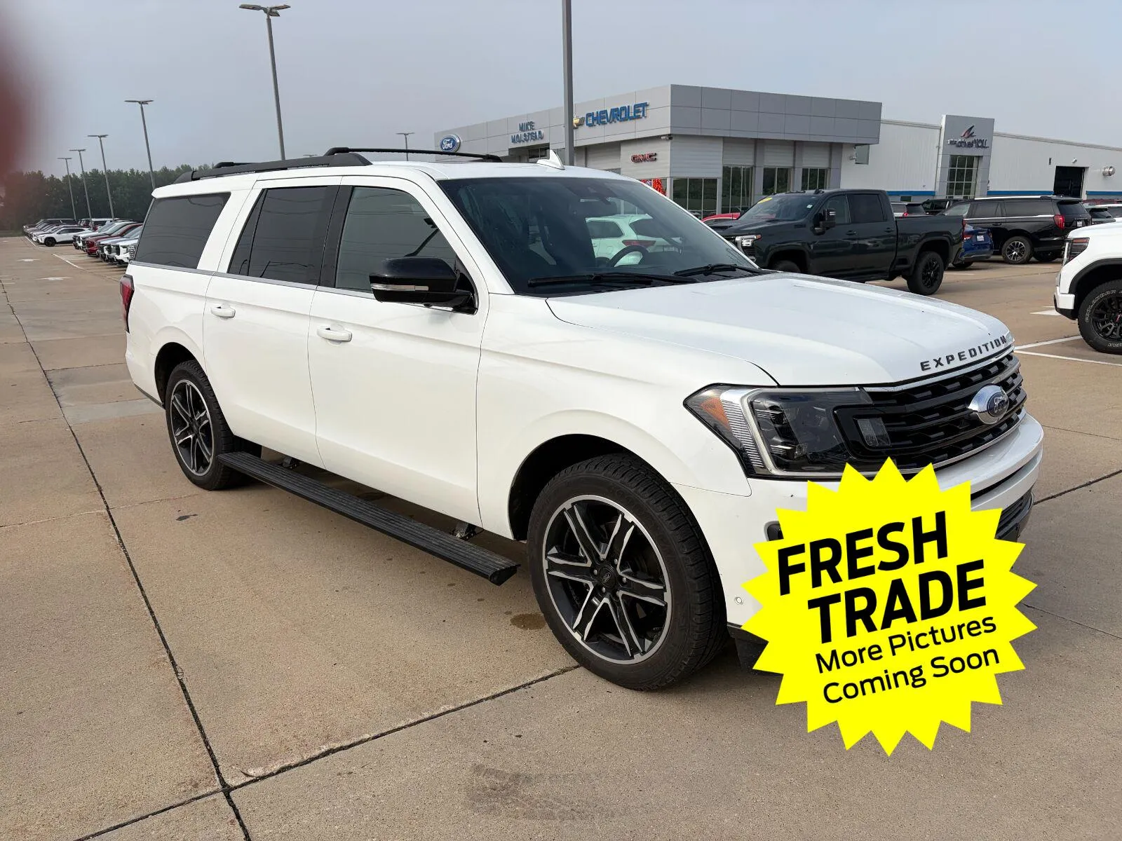 White 2021 Ford Expedition Max Limited for sale in Charles City, IA