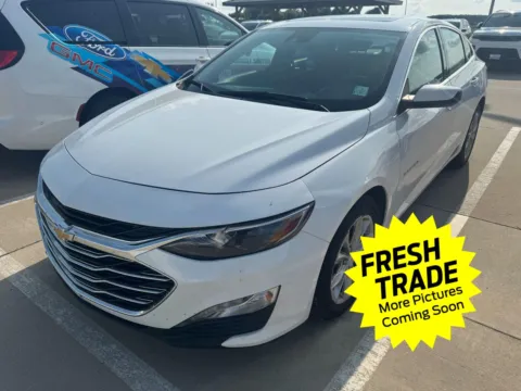 White 2024 Chevrolet Malibu LT for sale in Charles City, IA
