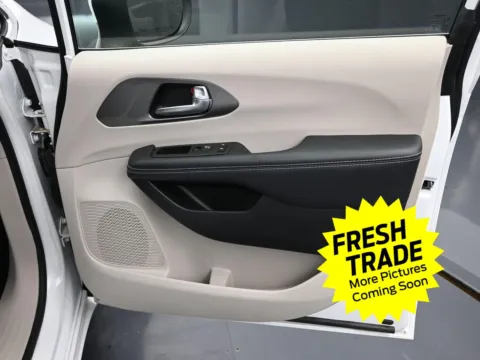 More photos of 2023 Chrysler Pacifica Hybrid Touring L at Mike Molstead Chevrolet, GMC, IA