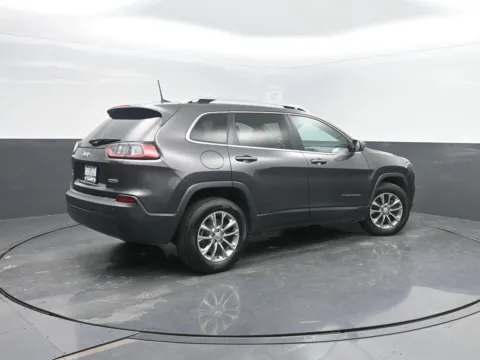 Photos of 2019 Jeep Cherokee Latitude Plus for sale in Charles City, IA at Mike Molstead Chevrolet, GMC
