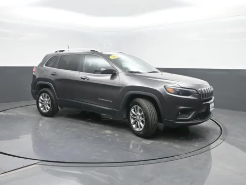 More photos of 2019 Jeep Cherokee Latitude Plus at Mike Molstead Chevrolet, GMC, IA
