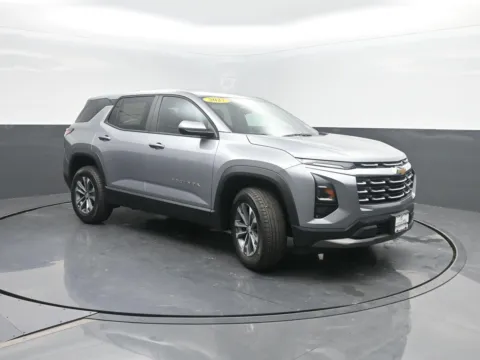More photos of 2027 Chevrolet Equinox AWD LT at Mike Molstead Chevrolet, GMC, IA
