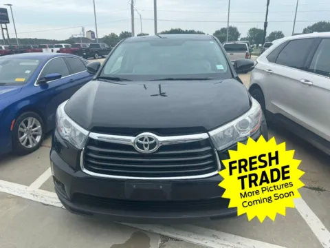 Photos of 2015 Toyota Highlander LE for sale in Charles City, IA at Mike Molstead Chevrolet, GMC