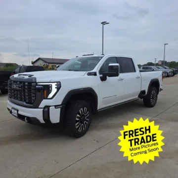 White 2024 GMC Sierra 2500 HD Denali Ultimate for sale in Charles City, IA