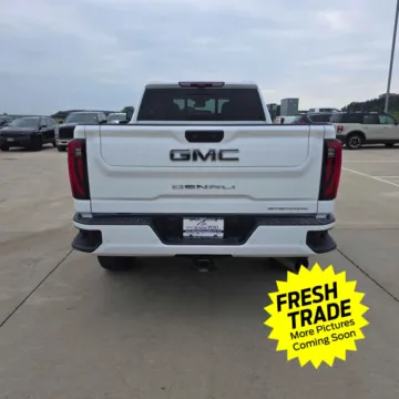 More photos of 2024 GMC Sierra 2500 HD Denali Ultimate at Mike Molstead Chevrolet, GMC, IA