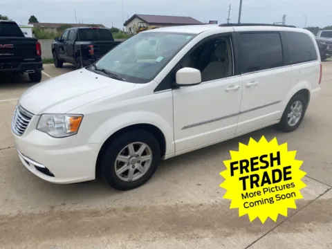White 2011 Chrysler Town & Country Touring for sale in Charles City, IA