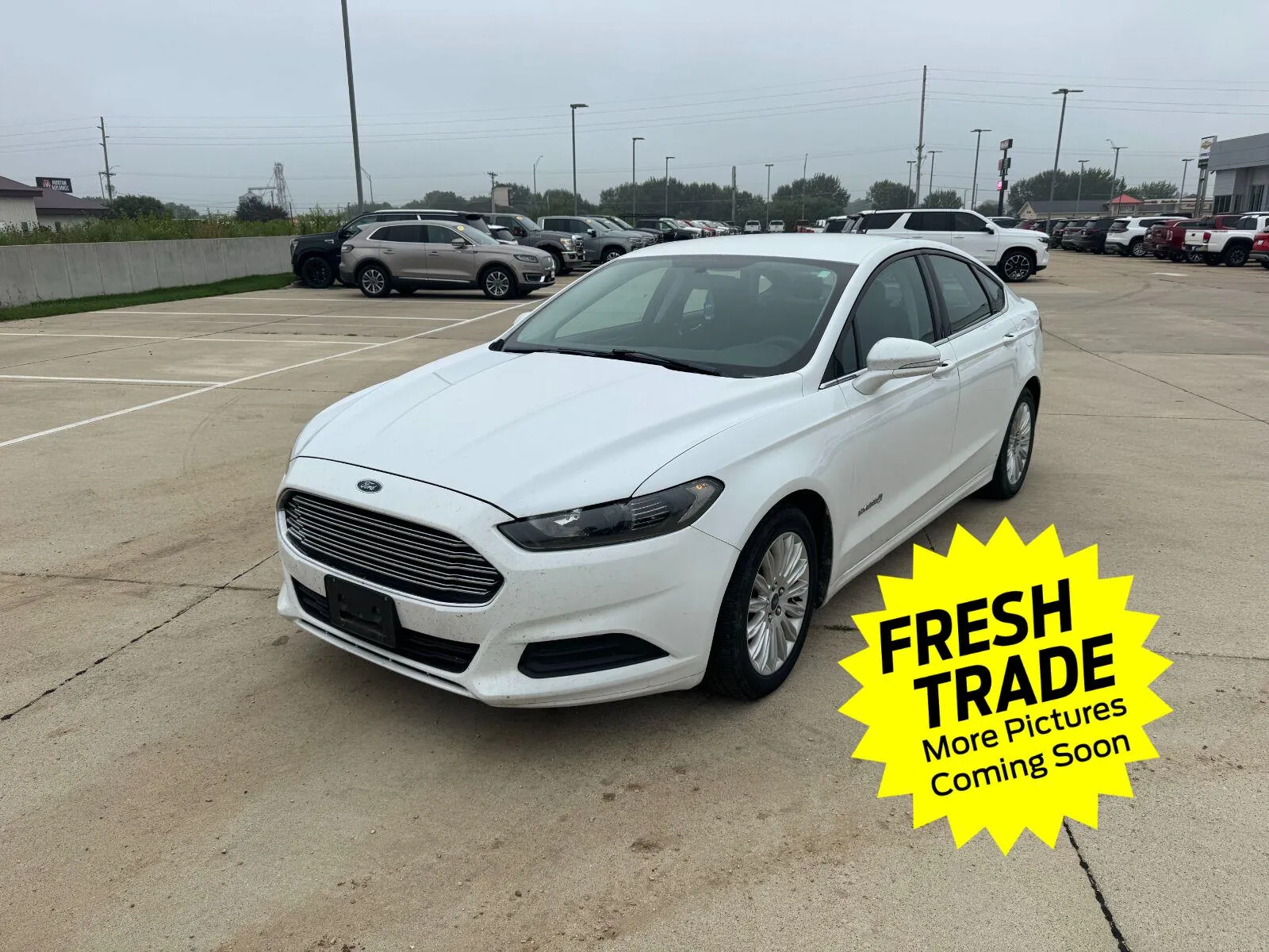 White 2014 Ford Fusion SE Hybrid for sale in Charles City, IA