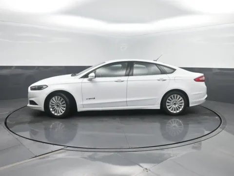 White 2014 Ford Fusion SE Hybrid for sale in Charles City, IA