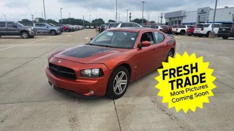 Orange 2006 Dodge Charger R/T for sale in Charles City, IA