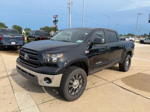 Black 2008 Toyota Tundra SR5 for sale in Charles City, IA
