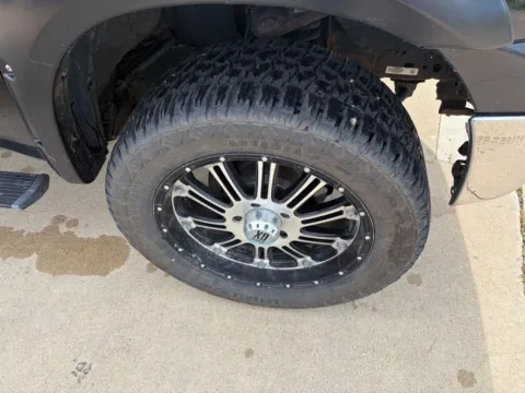 More photos of 2008 Toyota Tundra SR5 at Mike Molstead Chevrolet, GMC, IA