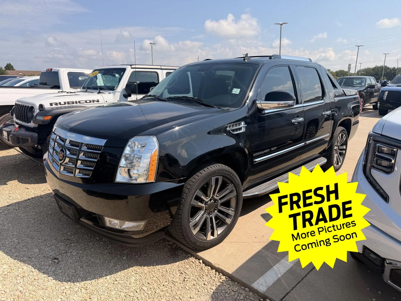 Black 2013 Cadillac Escalade EXT Luxury for sale in Charles City, IA