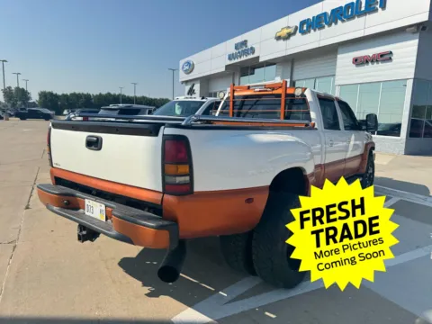 More photos of 2006 Chevrolet Silverado 3500 DRW LT3 at Mike Molstead Chevrolet, GMC, IA