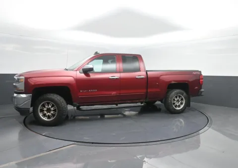 Red 2016 Chevrolet Silverado 1500 LT for sale in Charles City, IA