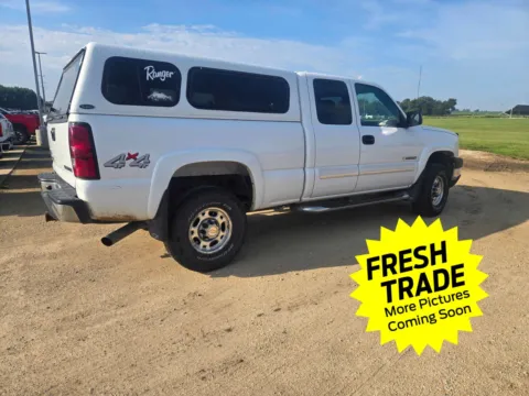 More photos of 2004 Chevrolet Silverado 2500 HD LS at Mike Molstead Chevrolet, GMC, IA
