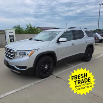 Silver 2018 GMC Acadia SLT for sale in Charles City, IA