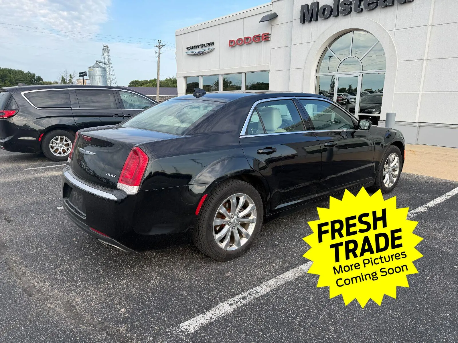 Black 2017 Chrysler 300 Limited for sale in Charles City, IA