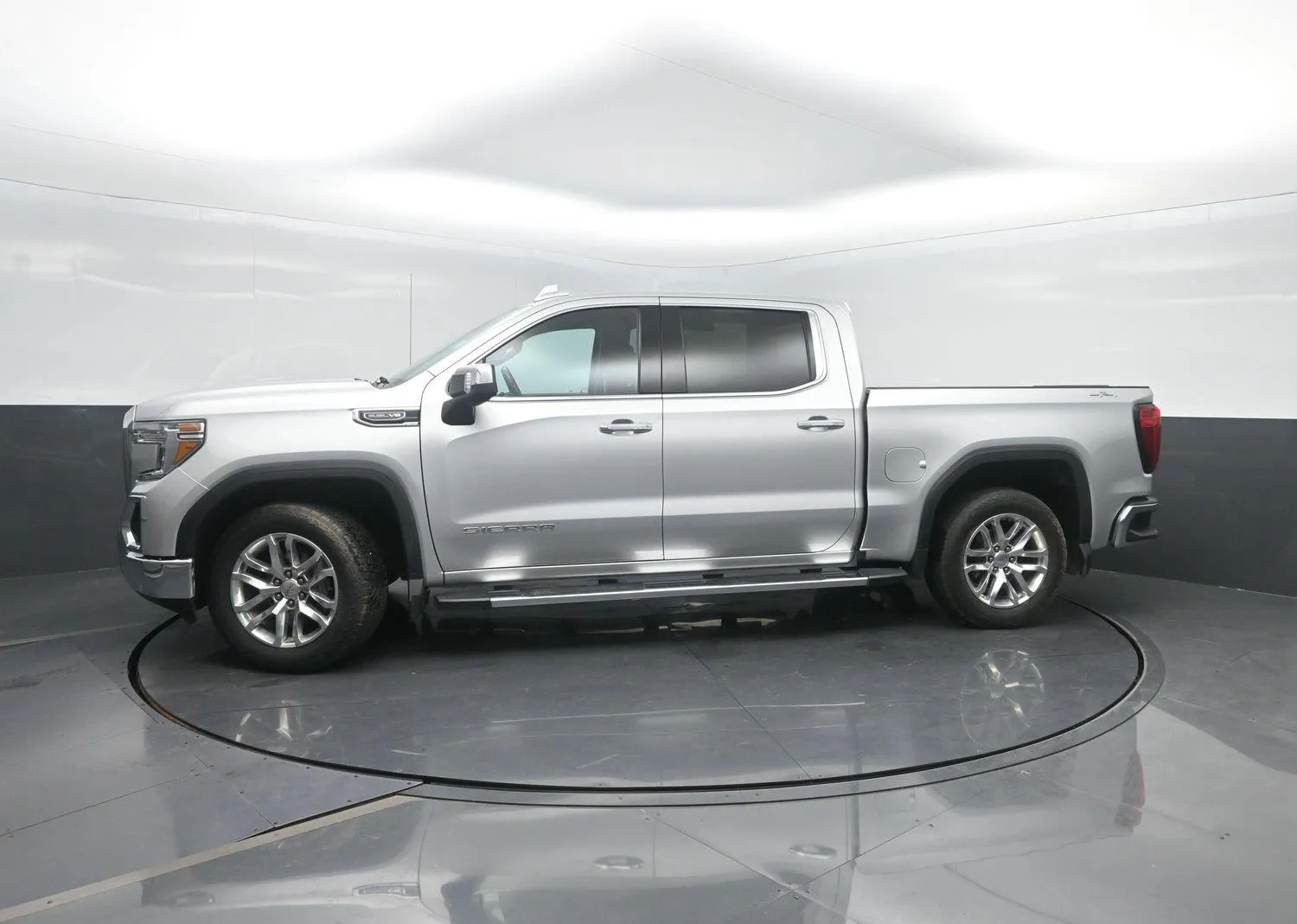 Silver 2020 GMC Sierra 1500 SLT for sale in Charles City, IA