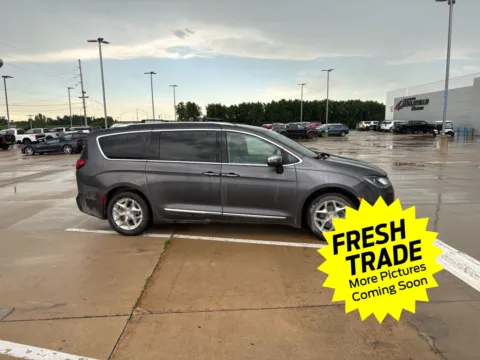 Another view of 2018 Chrysler Pacifica Limited for sale in Charles City, IA at Mike Molstead Chevrolet, GMC