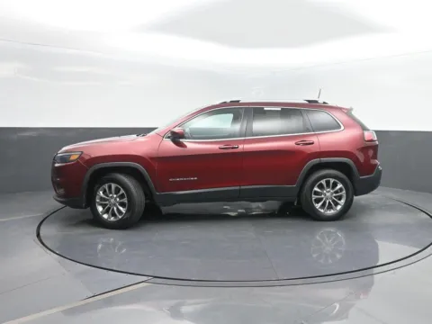 Red 2019 Jeep Cherokee Latitude Plus for sale in Charles City, IA