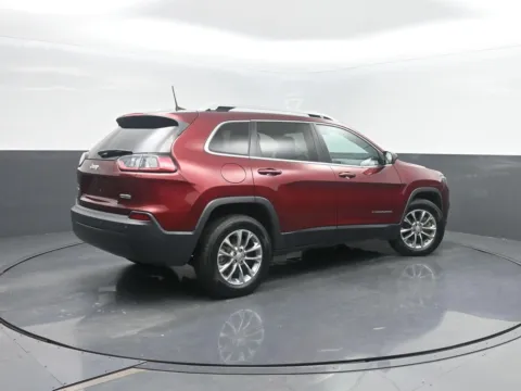 Photos of 2019 Jeep Cherokee Latitude Plus for sale in Charles City, IA at Mike Molstead Chevrolet, GMC