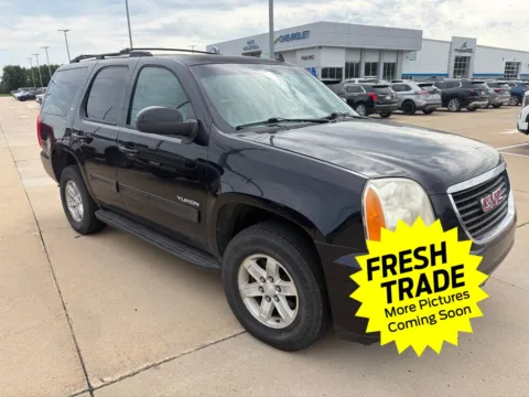 More photos of 2014 GMC Yukon SLT at Mike Molstead Chevrolet, GMC, IA