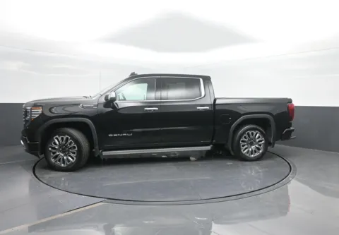 Black 2025 GMC Sierra 1500 Denali Ultimate for sale in Charles City, IA