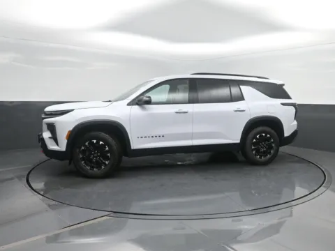White 2027 Chevrolet Traverse AWD Z71 for sale in Charles City, IA