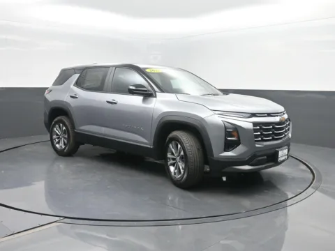 More photos of 2027 Chevrolet Equinox AWD LT at Mike Molstead Chevrolet, GMC, IA