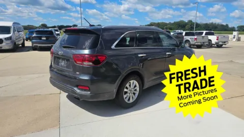 More photos of 2020 Kia Sorento LX at Mike Molstead Chevrolet, GMC, IA