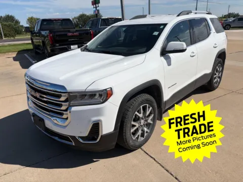 White 2022 GMC Acadia SLT for sale in Charles City, IA