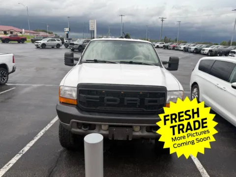 Photos of 2001 Ford Super Duty F-250 Lariat for sale in Charles City, IA at Mike Molstead Chevrolet, GMC
