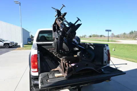 More photos of 2001 Ford Super Duty F-250 Lariat at Mike Molstead Chevrolet, GMC, IA
