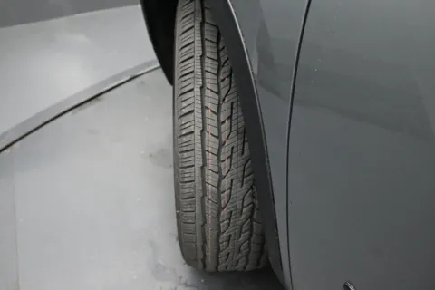 More photos of 2027 GMC Acadia AWD Elevation at Mike Molstead Chevrolet, GMC, IA