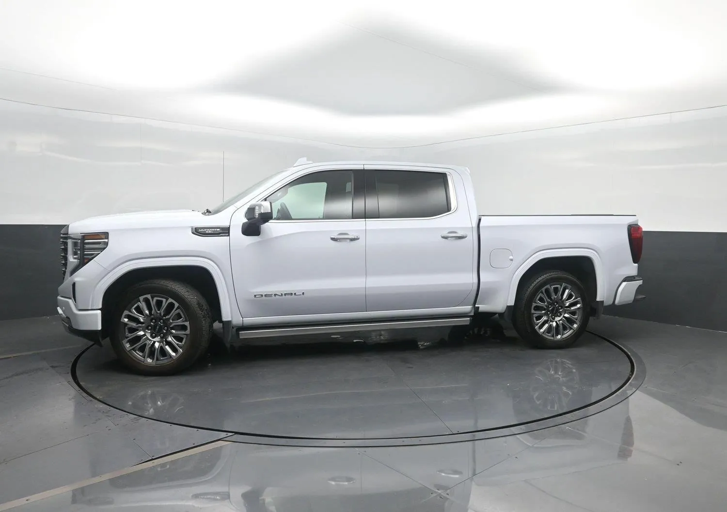 White 2026 GMC Sierra 1500 Denali Ultimate for sale in Charles City, IA