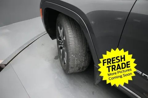 More photos of 2022 Jeep Grand Cherokee Overland at Mike Molstead Chevrolet, GMC, IA