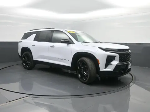 More photos of 2027 Chevrolet Traverse AWD RS at Mike Molstead Chevrolet, GMC, IA