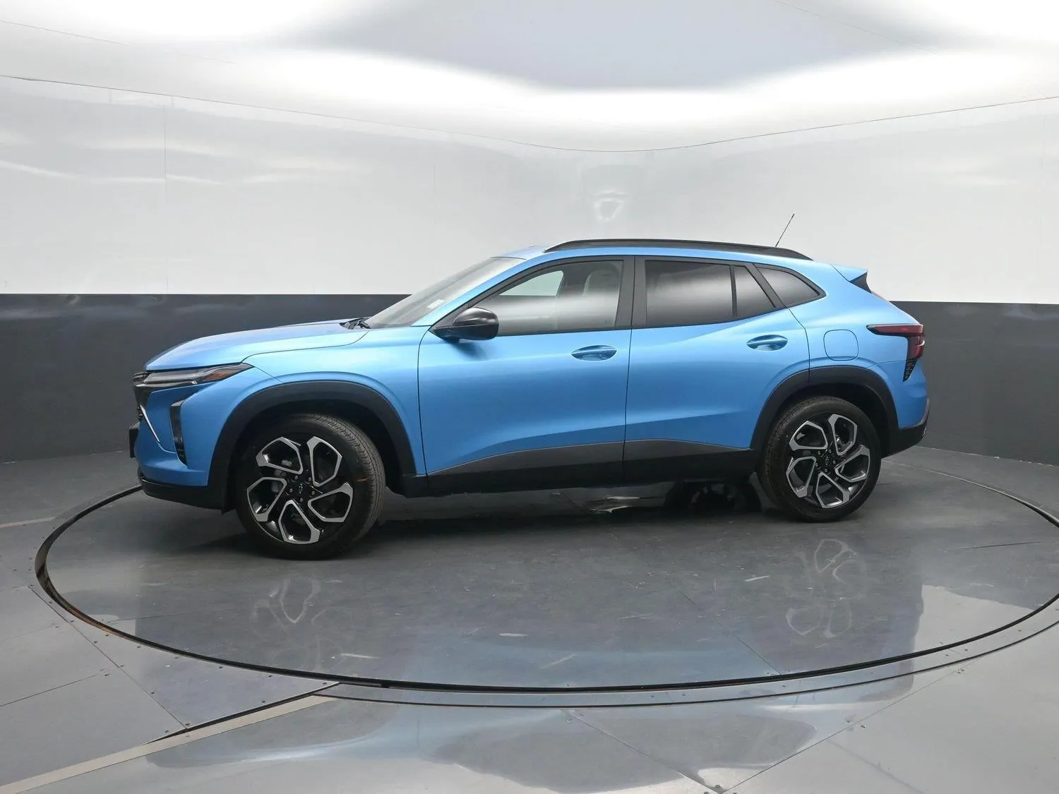 Blue 2026 Chevrolet Trax 2RS for sale in Charles City, IA